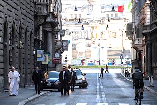 Pope Francis on a private visit to the Basilica of Santa Maria Maggiore