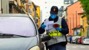 coronavirus_controlli_polizia_fg