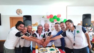 foto-direttivo-torta