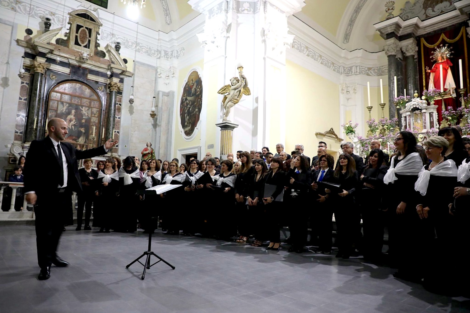 foto-di-archivio-riferita-alla-prima-edizione-della-rassegna-cori-polifinici-della-calabria