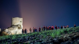 la-notte-dei-guardoni_avvistamenti-teatrali