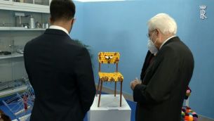 mattarella-davanti-opere-fiorentino