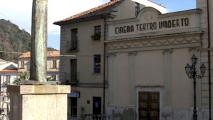 Teatro Umberto Esterno