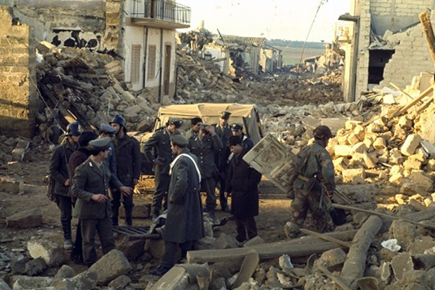 Una foto relativa al terremoto nella Valle del Belice (1968)