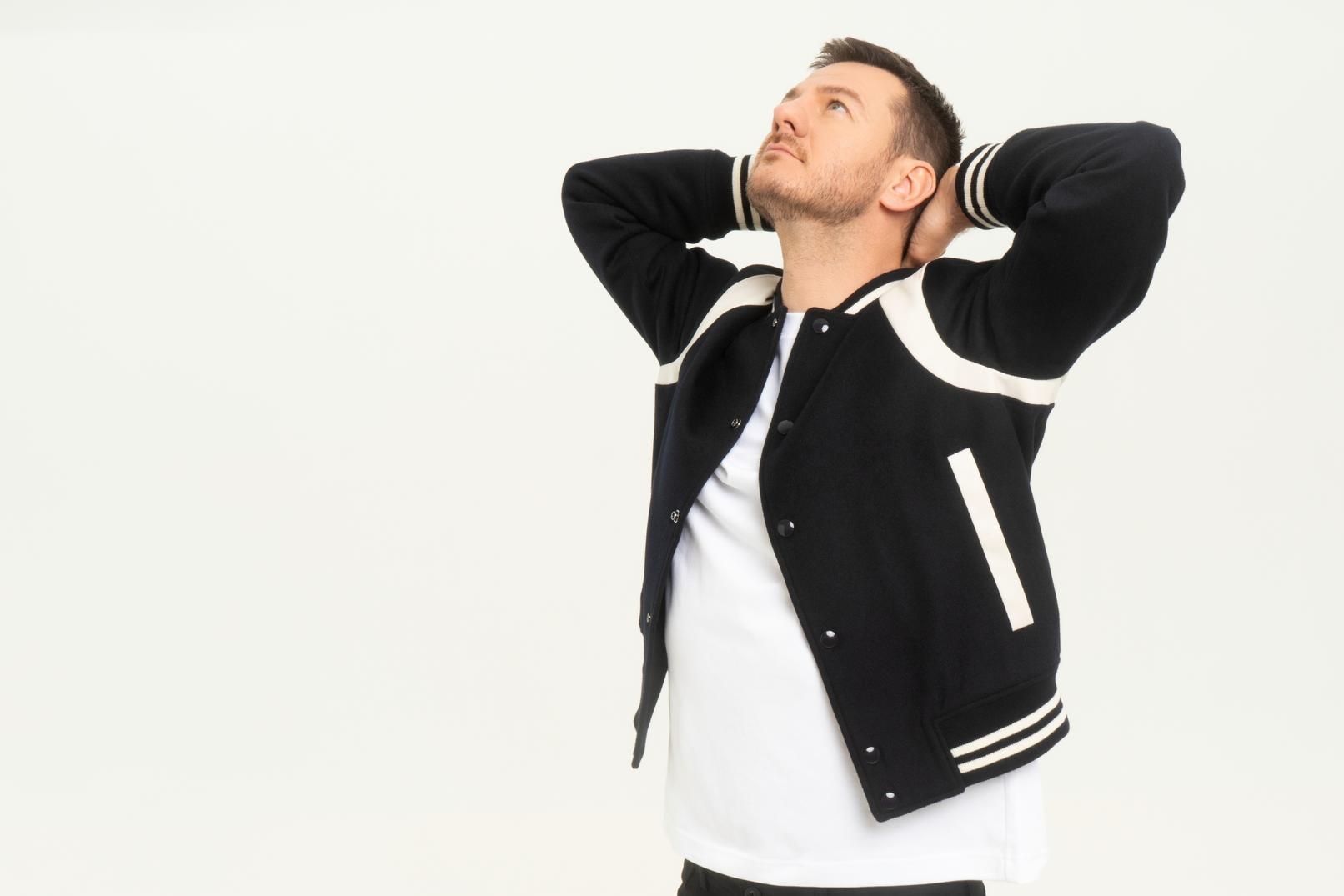 Alessandro Cattelan su Netflix con il programma 'Una semplice domanda'