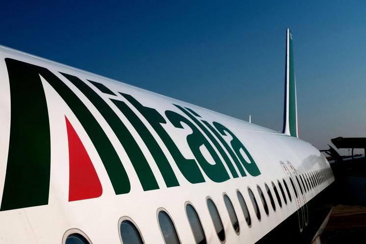 Alitalia, Giorgetti: "Sarà una transizione dolorosa"