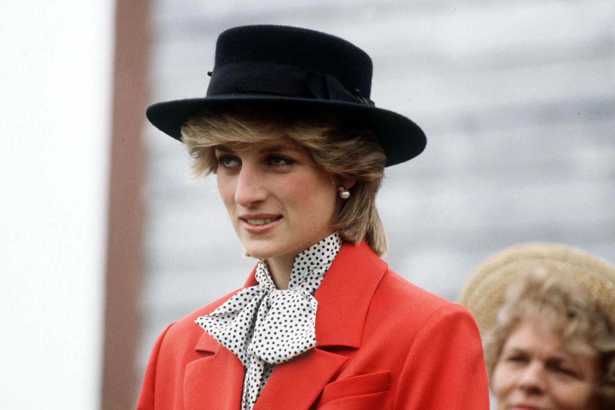 All'asta le lettere di Lady Diana alla governante, le missive scritte a mano