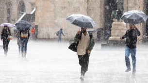 Allerta meteo rossa in Emilia Romagna, oggi chiuse le scuole a Bologna