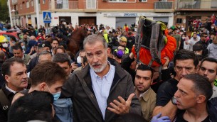 Alluvione in Spagna, re Felipe: "Comprendo la loro rabbia"