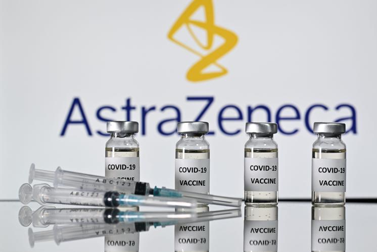 AstraZeneca dopo ok Ema: "Sicurezza vaccini prioritaria"