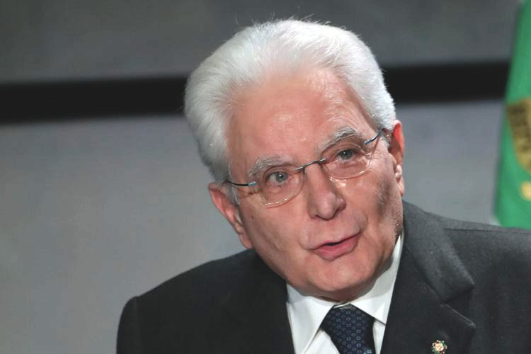 Attentato a Trump, Mattarella: "Violenza sintomo di deterioramento del tessuto civile"