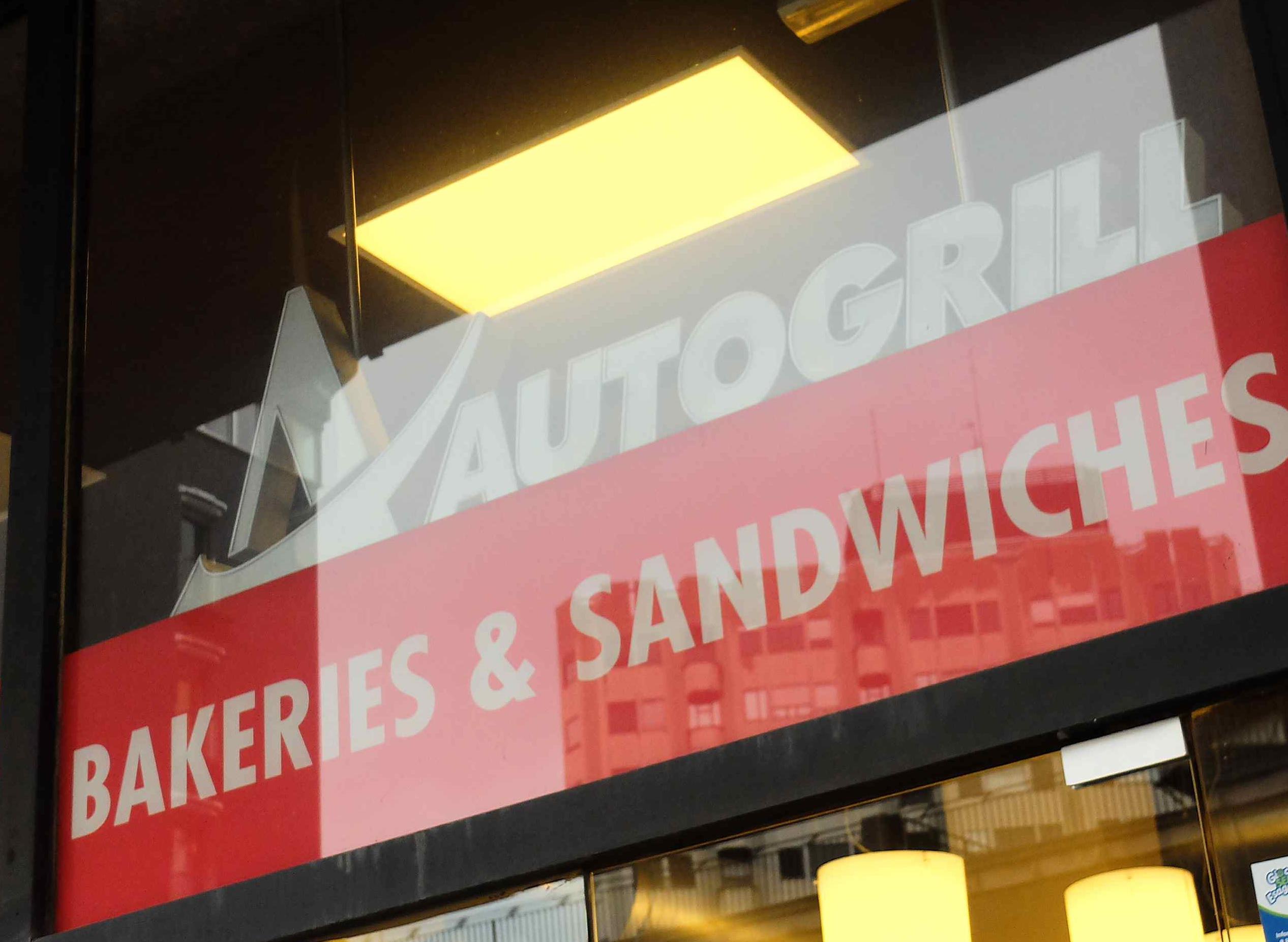 Autogrill, al via lancio Wowburger con Nestlé e contributo chef Simone Salvini