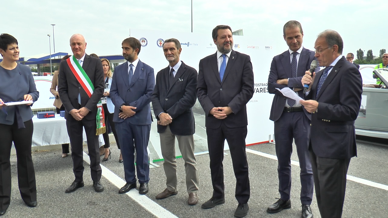 Autostrade, Salvini: "Ringrazio chi 1 secolo fa ha scommesso contro chi diceva di non fare A8"