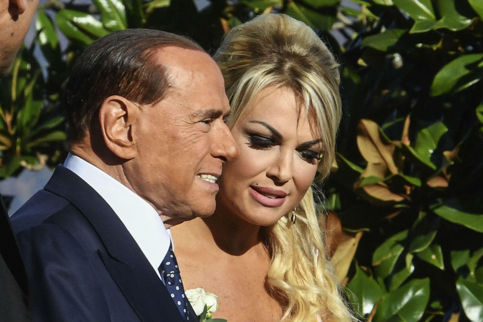 Berlusconi, Pascale: "Con lui muore la mia vecchia vita"