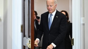 Biden ritira la candidatura: "Stop nell'interesse degli Usa, pieno appoggio a Kamala Harris"