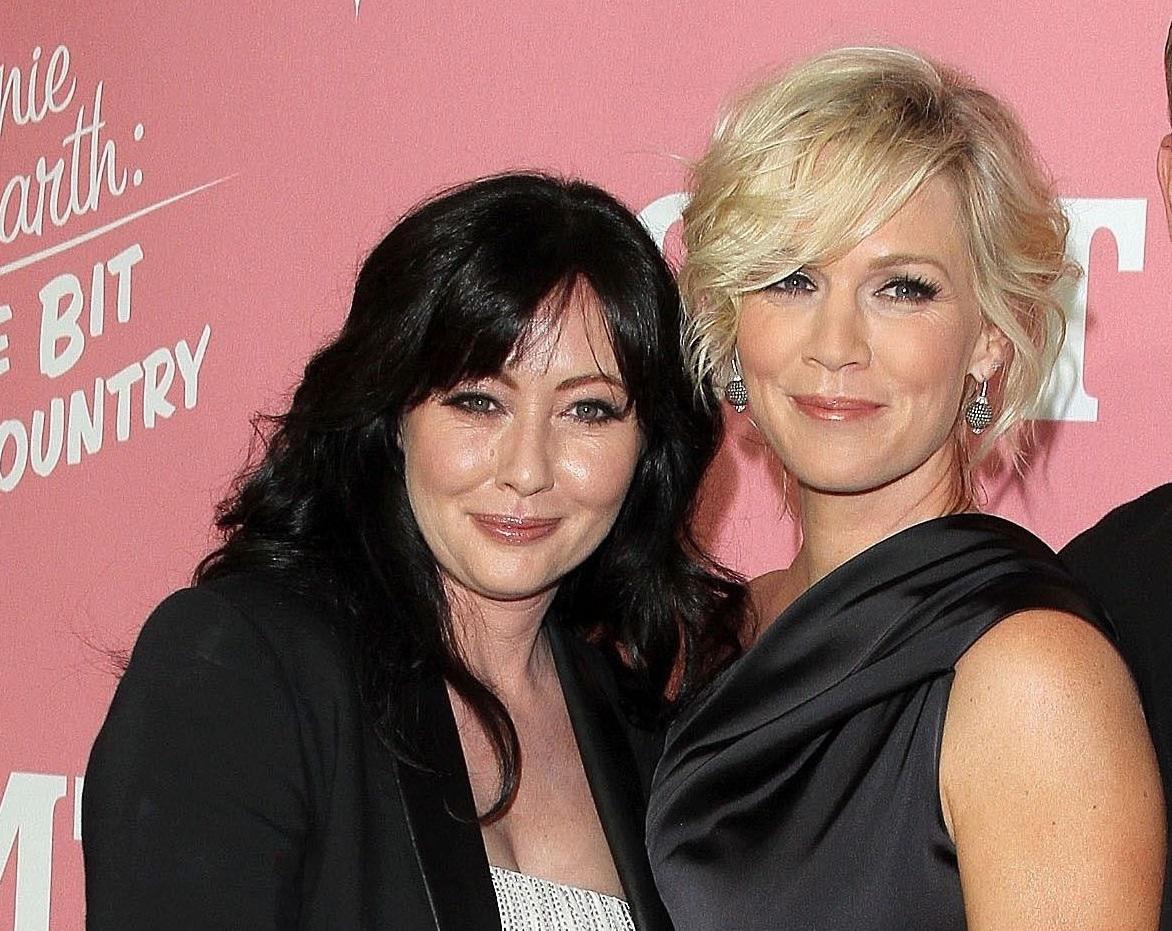 Brenda e Kelly, l'addio di Jennie Garth a Shannen Doherty: "Mai state l’una contro l’altra"