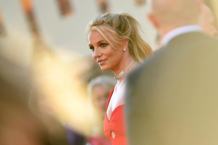 Britney Spears: "Schiaffi da security della star Nba Wembanyama"