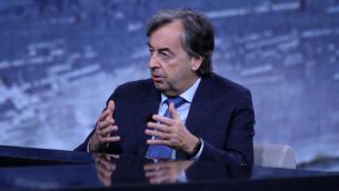 Burioni: "Vaccinati contagiano come non vaccinati? Bugia"