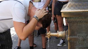 Caldo allenta la morsa, oggi bollino rosso solo in 2 città