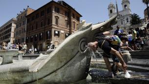 Caldo, bollino arancione in 8 città: rosso a Palermo