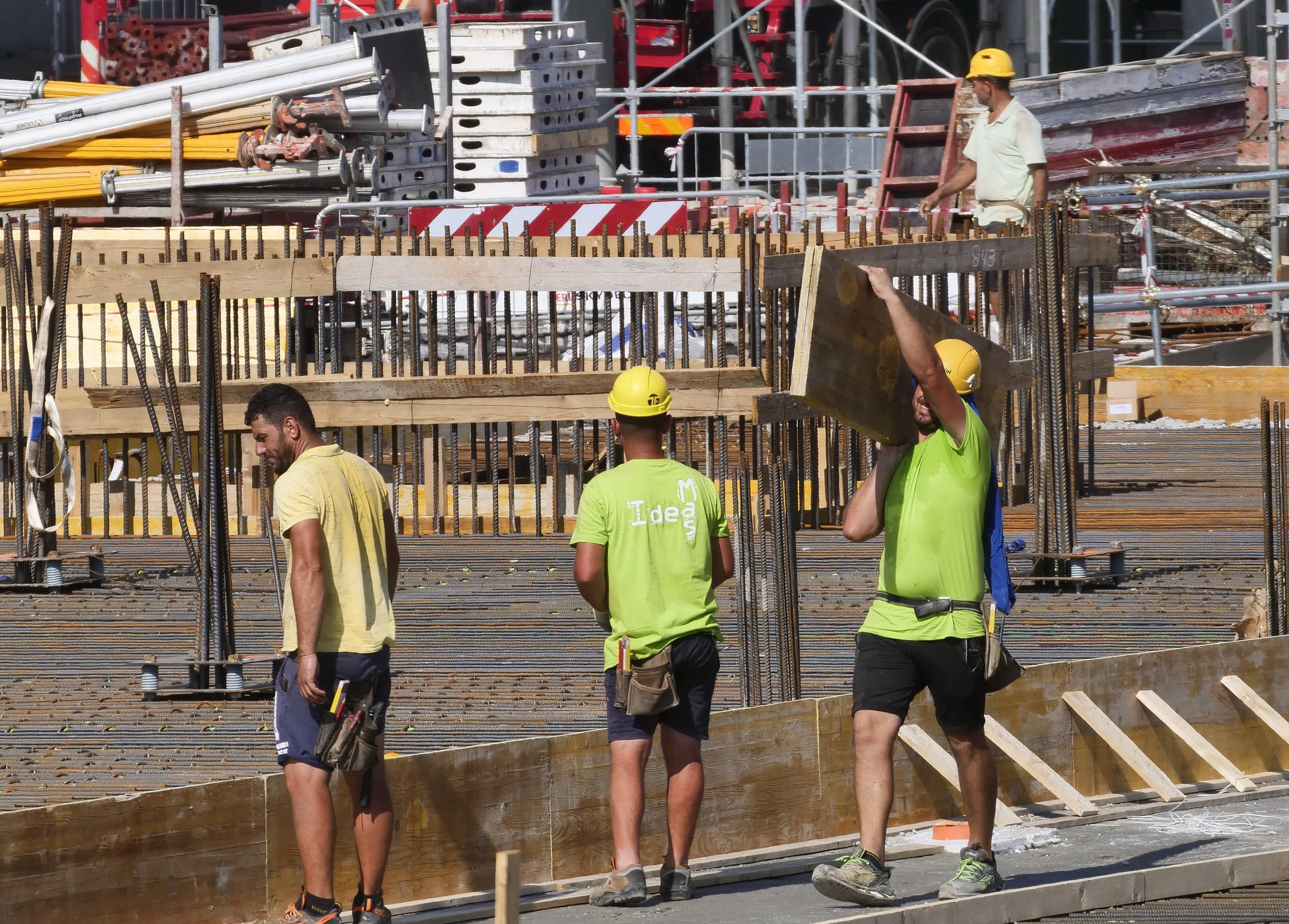 Caldo e lavoro, Rizzetto: "Stop attività sopra 32 gradi? Serve capire come fare"