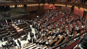 Camera, più soldi ai capigruppo: sì da Centrodestra e M5S