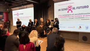 Cancro al seno, poliziotte ambasciatrici prevenzione con campagna 'Care for Caring'