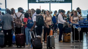 Catania, aeroporto riapre