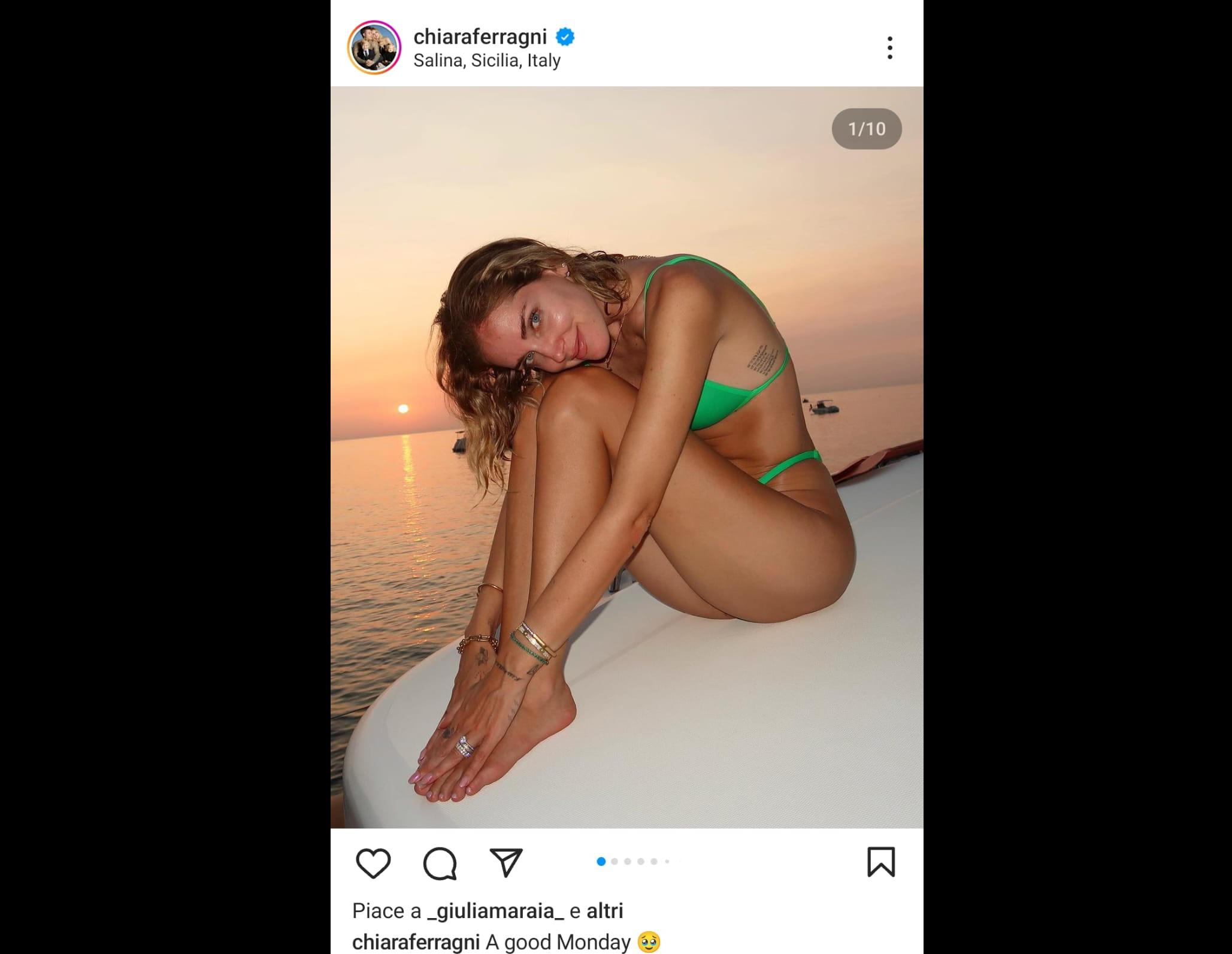 Chiara Ferragni in Sicilia, bufera social: "Isola brucia, lei fa i selfie sullo yacht"