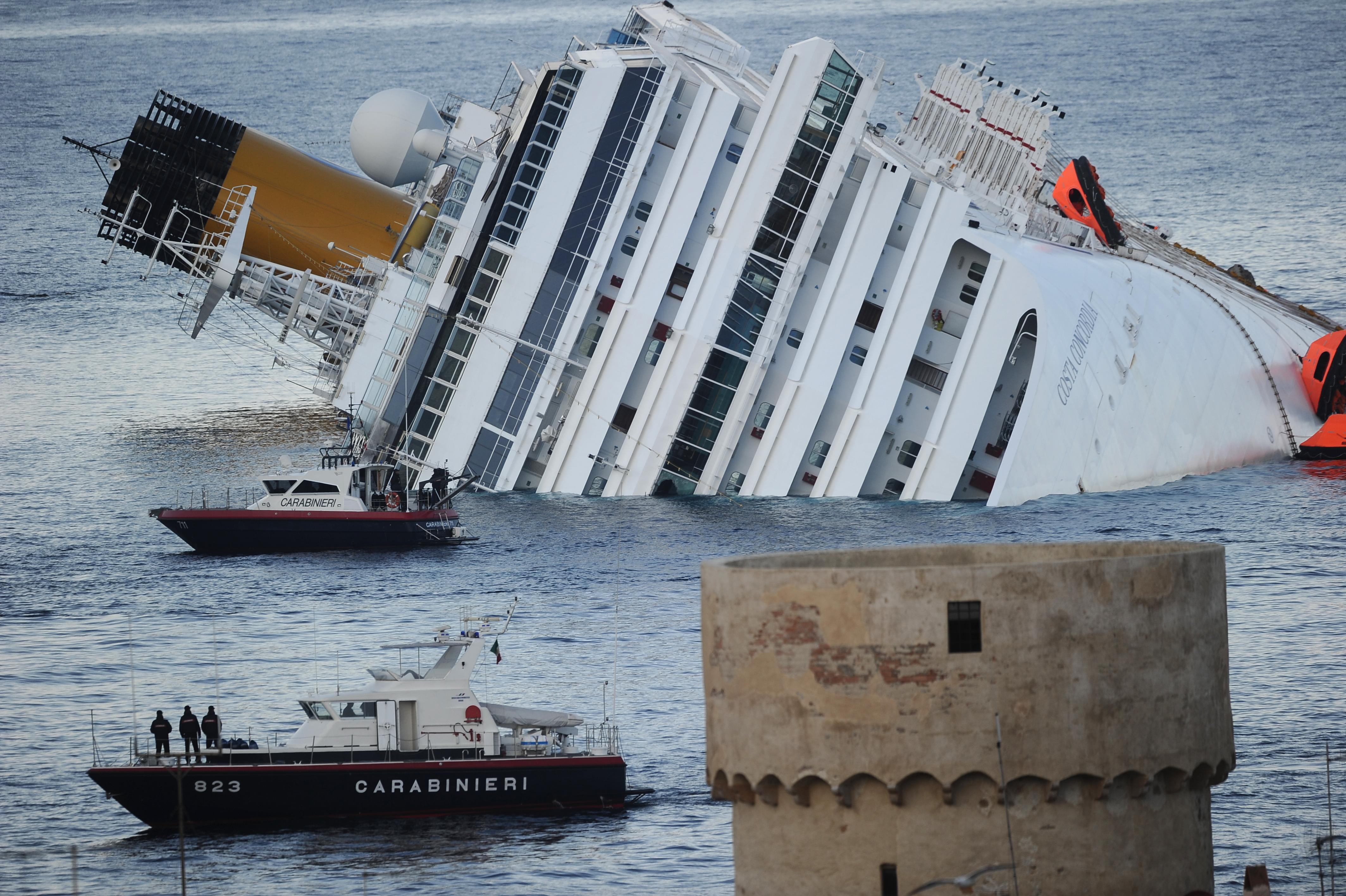 Concordia, De Falco: "Schettino al lavoro? E' pena alternativa"