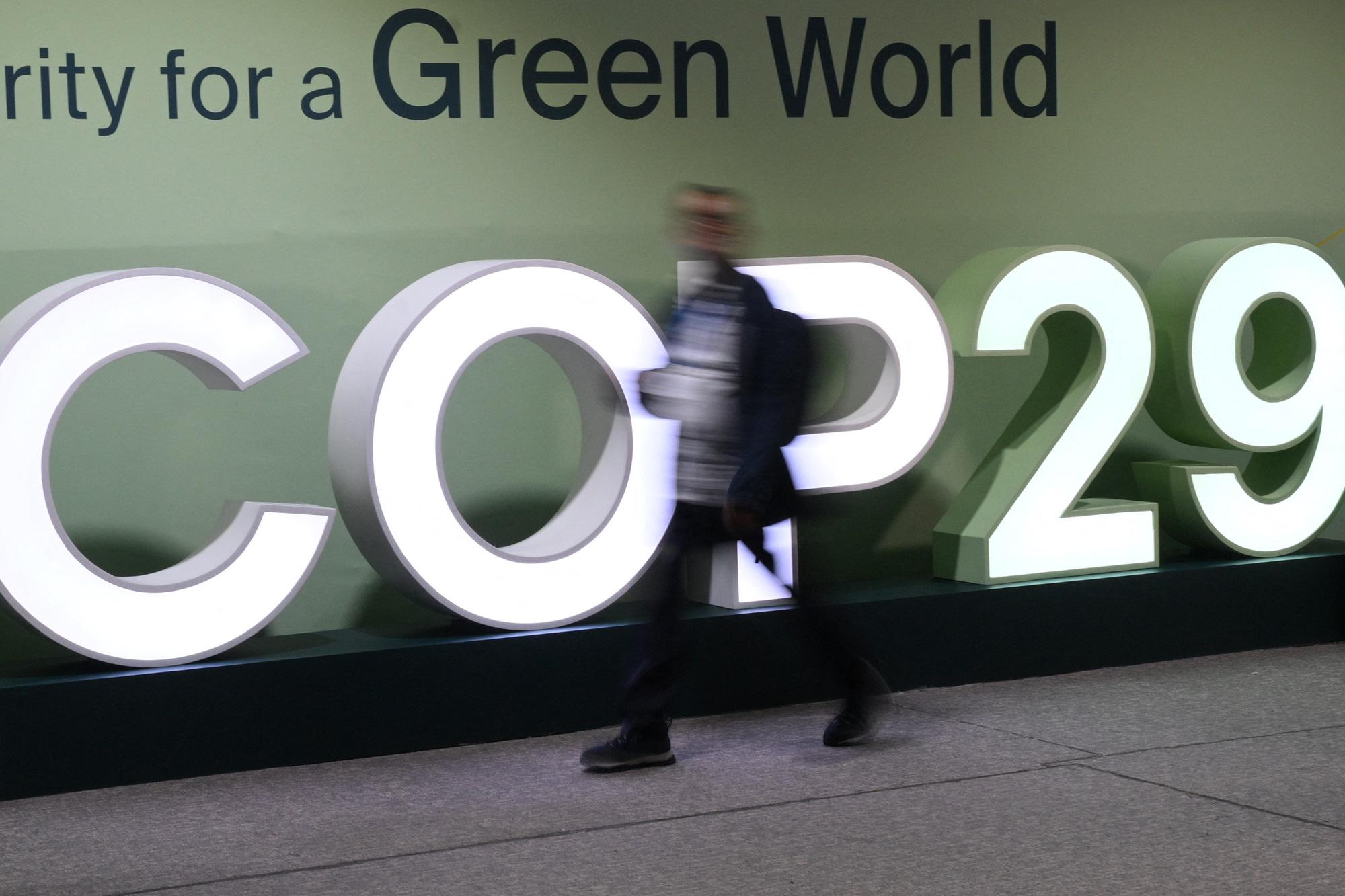 Cop29 raggiunge accordo sul clima, Biden: "Nessuno può impedire rivoluzione verde"