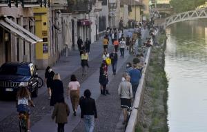 Covid Italia, Bonaccini: "Stretta weekend potrebbe essere sufficiente"