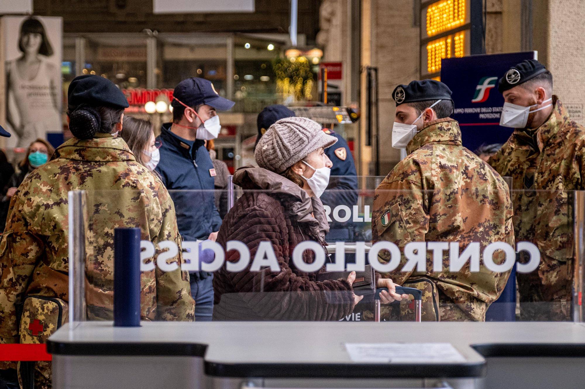 Covid Milano, 676 nuovi contagi in città e provincia