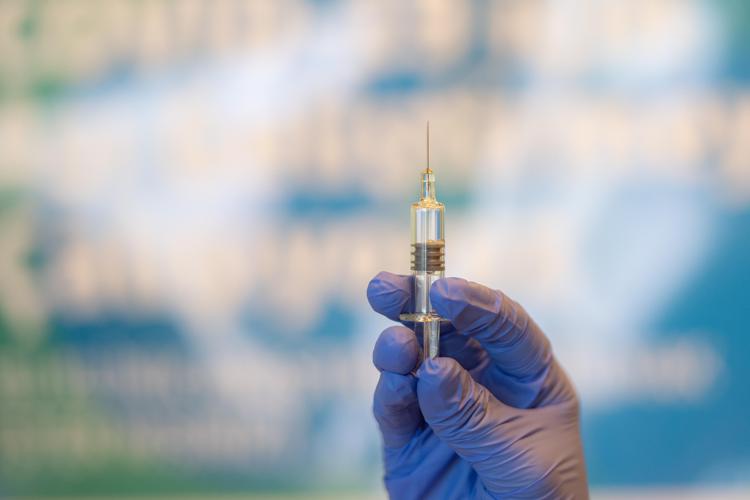 Covid, mix vaccini per seconda dose: cosa dicono gli esperti