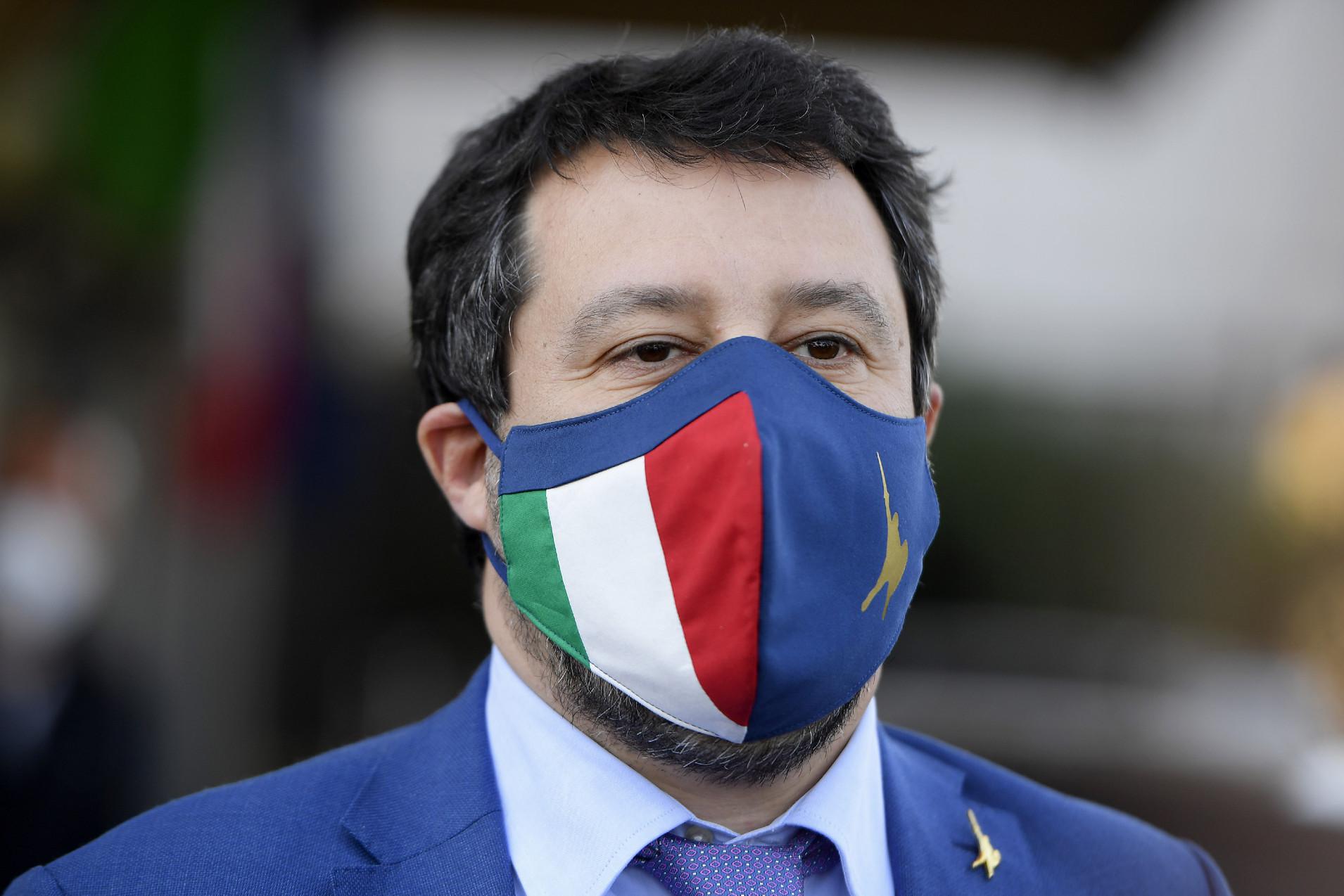 Covid, Salvini: "Al lavoro perché l'estate sia da boom economico"