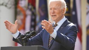 Covid Usa, Biden: "Ritorno alla normalità entro fine estate"