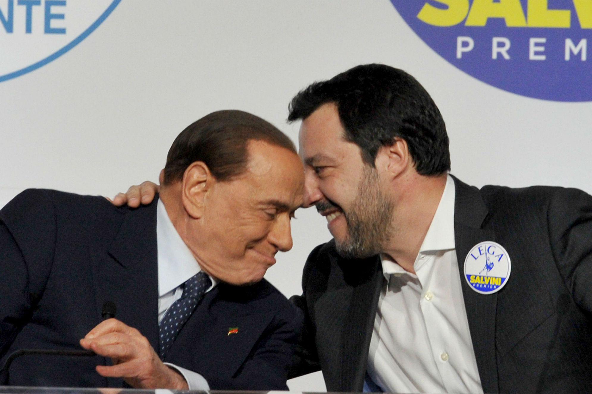 Crisi governo, Berlusconi e Salvini: "Pronti al voto a breve"