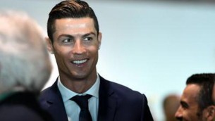 Cristiano Ronaldo da Guinness dei primati, è l'atleta più pagato del 2023