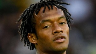 Cuadrado all'Inter, lo striscione duro dei tifosi