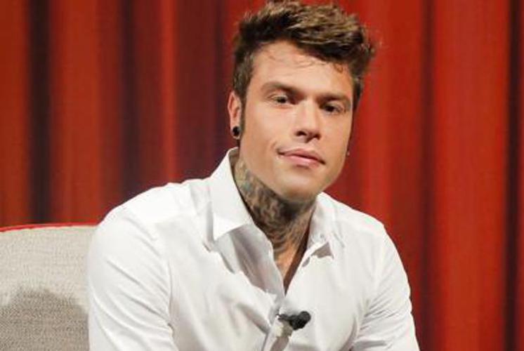 Ddl Zan, Fedez alla carica sui social