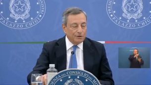 Draghi: "C'è chi parla di nascosto con i russi" - Video