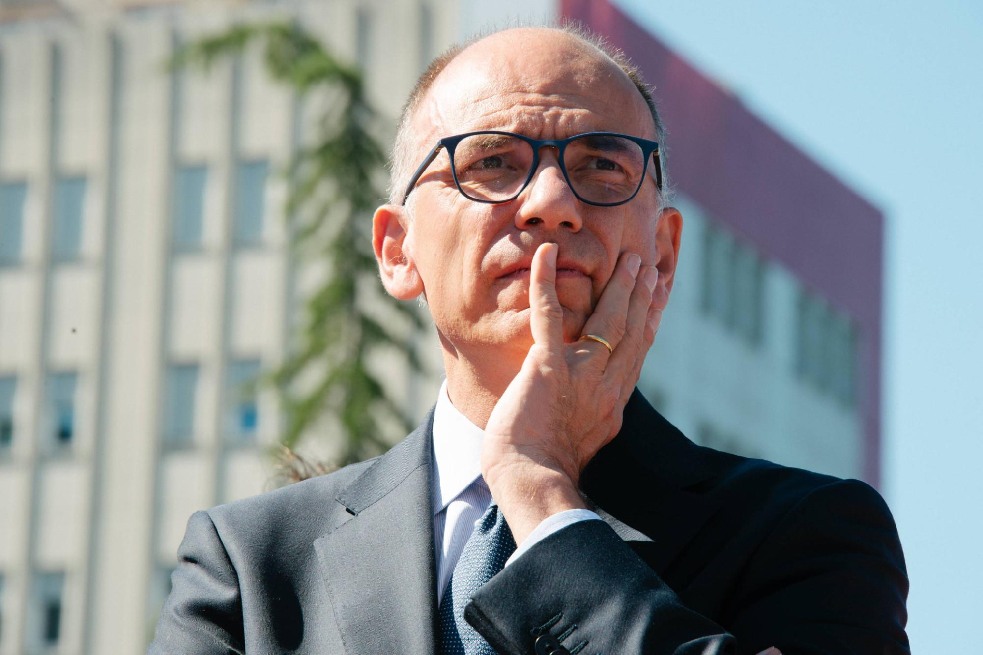 Elezioni 2022, Letta a Meloni: "Presidenzialismo da soli? Voto italiani lo impedirà"