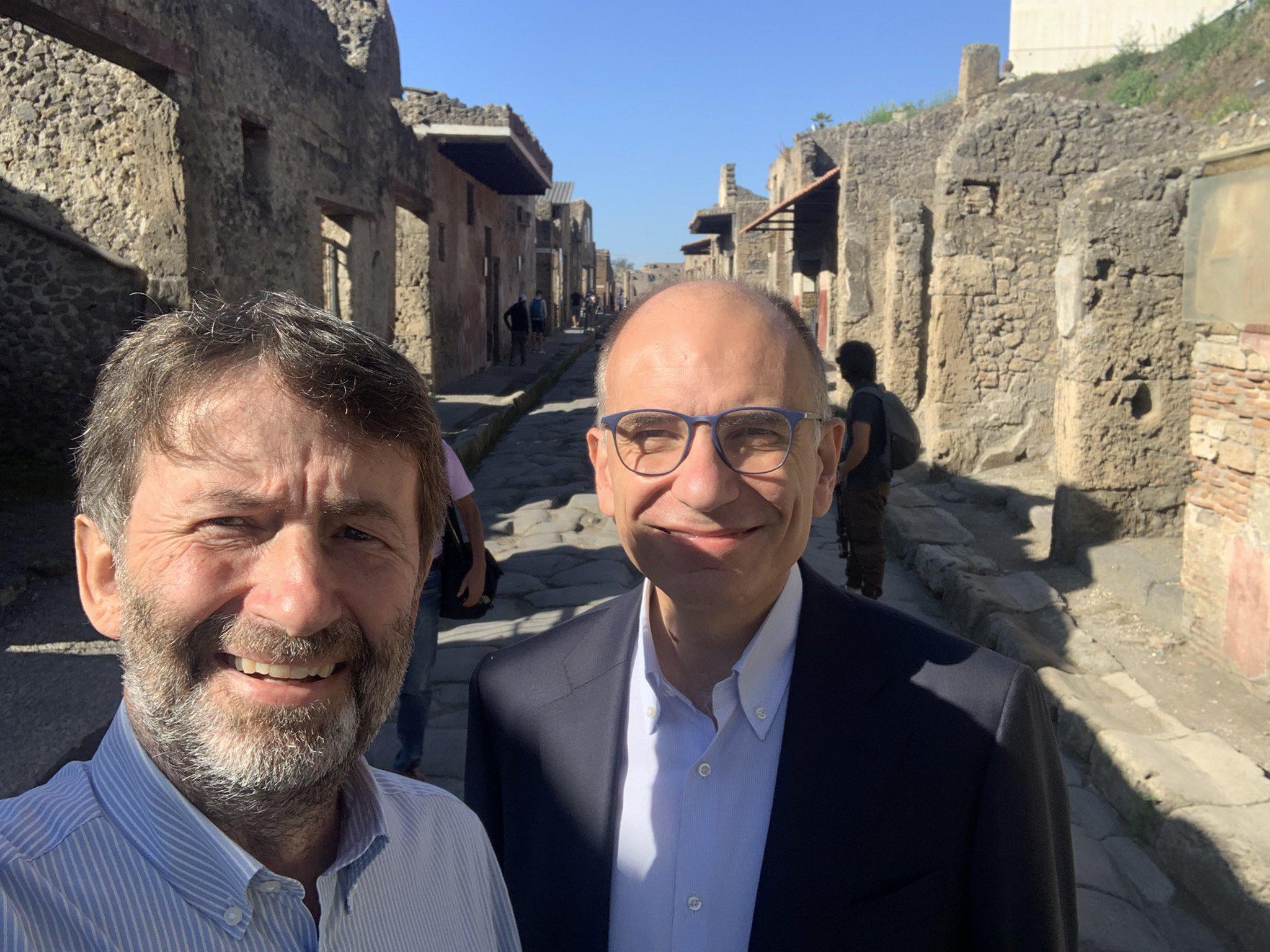 Elezioni 2022, Letta: "Rafforzeremo il reddito di cittadinanza"