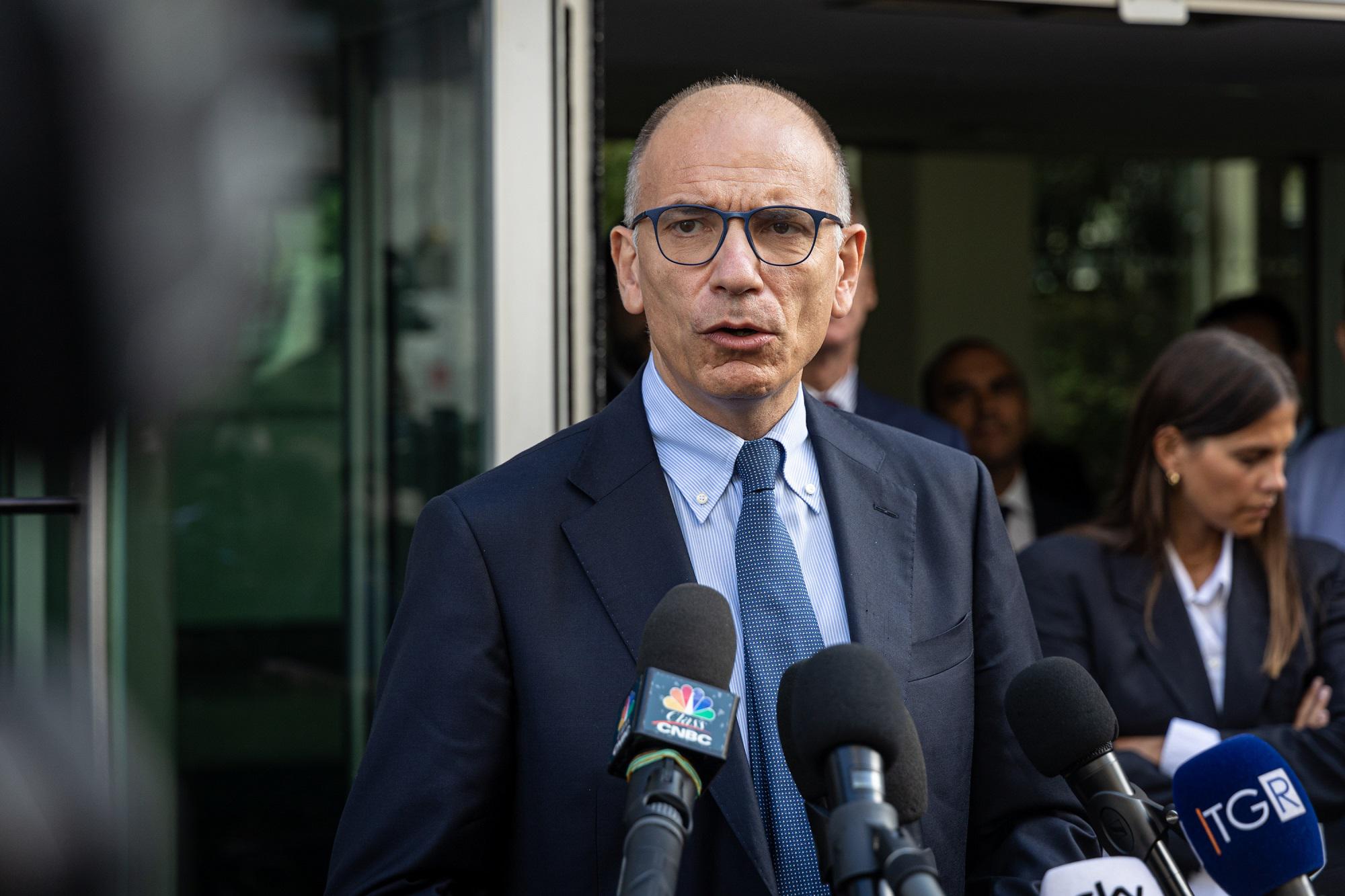 Elezioni 2022, Letta: "Renzi non è Macron, lontani anni luce"