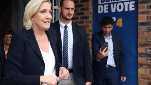 Elezioni Francia, primi exit poll: Le Pen al 33%, sinistra al 30% e blocco Macron al 22%