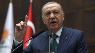 Erdogan minaccia: "Turchia può invadere Israele"