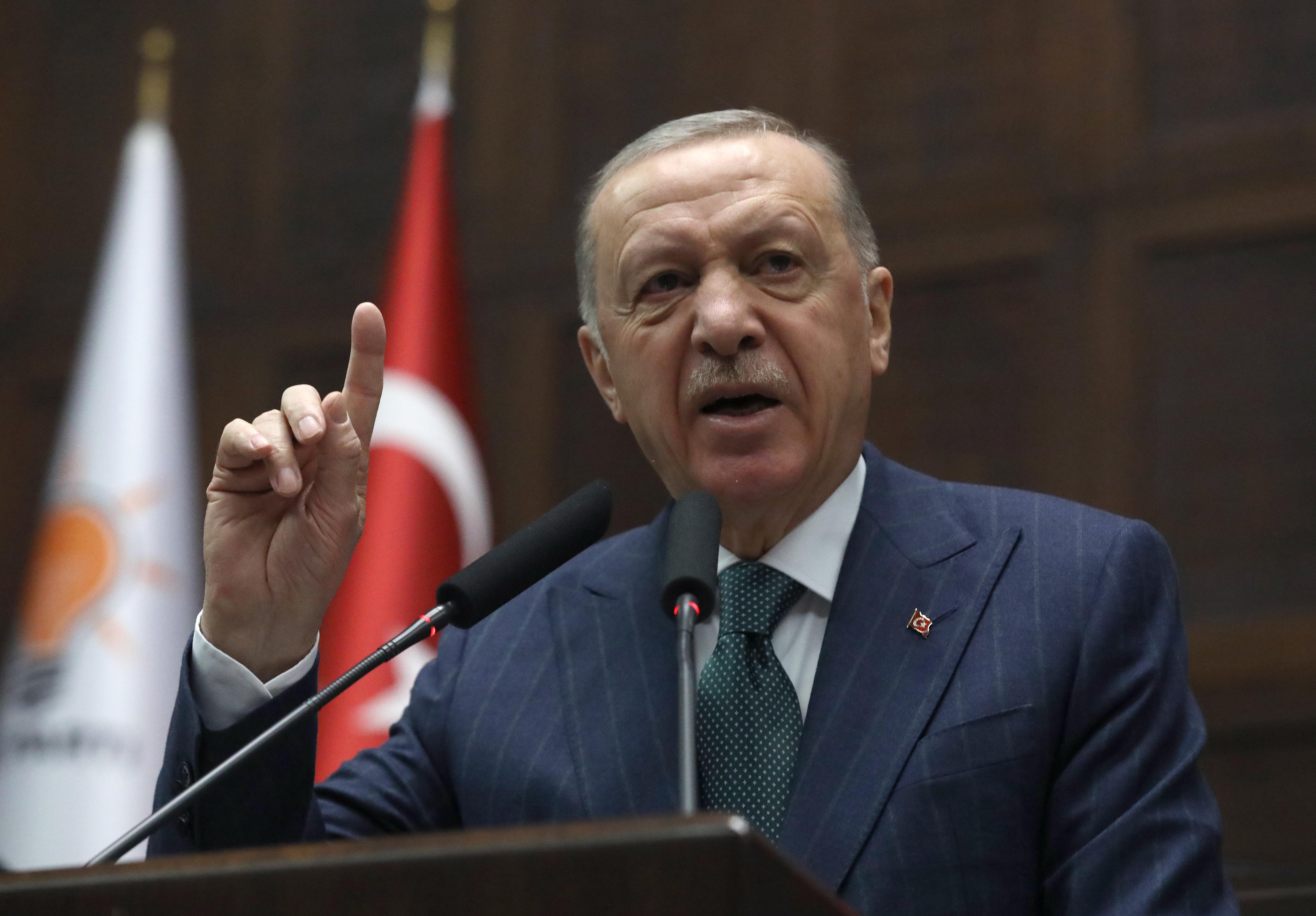 Erdogan minaccia: "Turchia può invadere Israele"