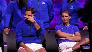Federer, Nadal in lacrime per addio al tennis del campione svizzero - Video