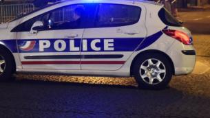 Francia, 15enne ucciso a colpi di arma da fuoco in periferia Parigi