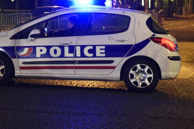 Francia, 15enne ucciso a colpi di arma da fuoco in periferia Parigi